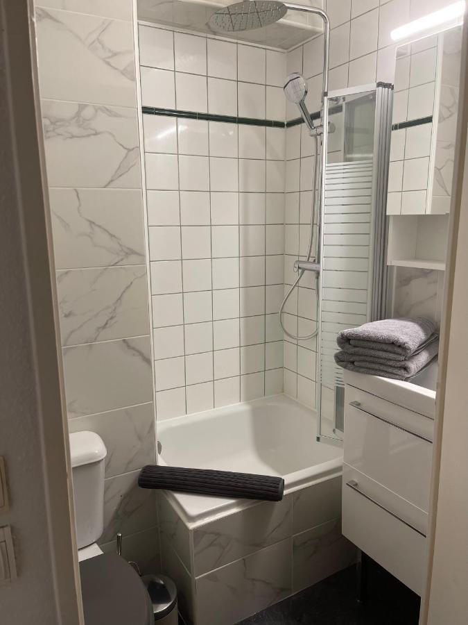T2D Apartment - Suite Blg Proche Disneyland Paris Бюсси-Сен-Жорж Экстерьер фото